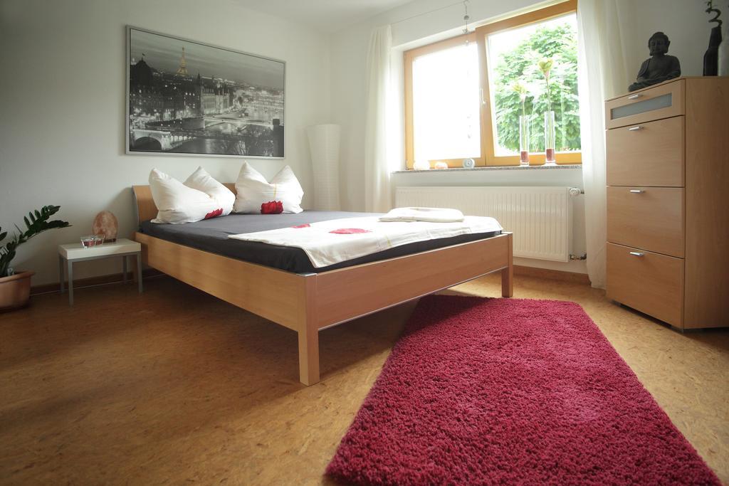 Ferienwohnung Schwarzwaldblick Bühlertal Zimmer foto